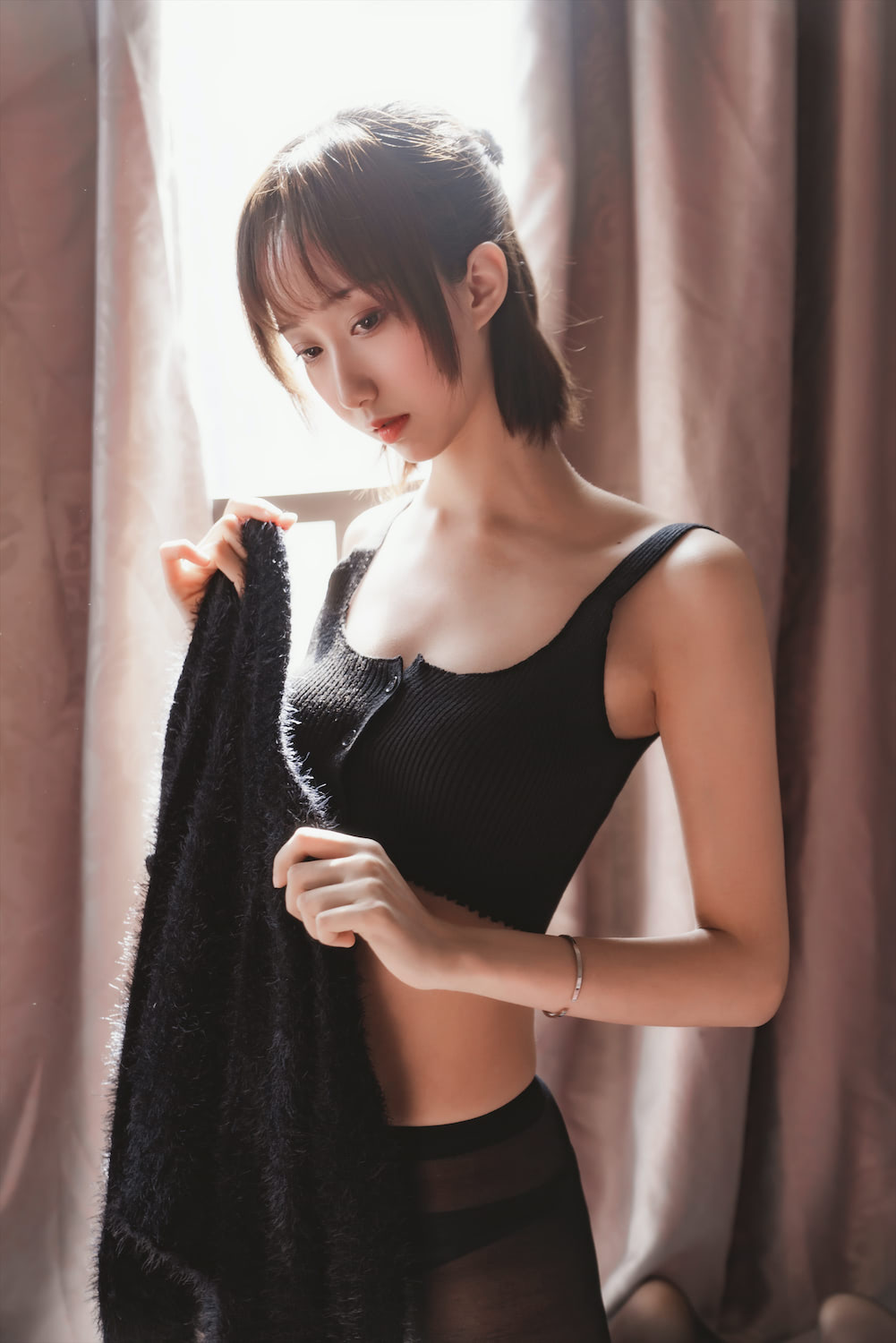 木绵绵OwO - 黑丝健身服 [83P] - 第1张 - 机器猫次元